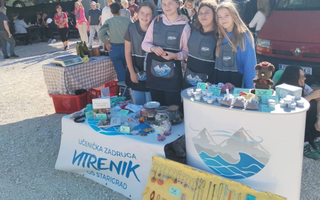 Prezentacija Učeničke zadruge na sajmu u Benkovcu